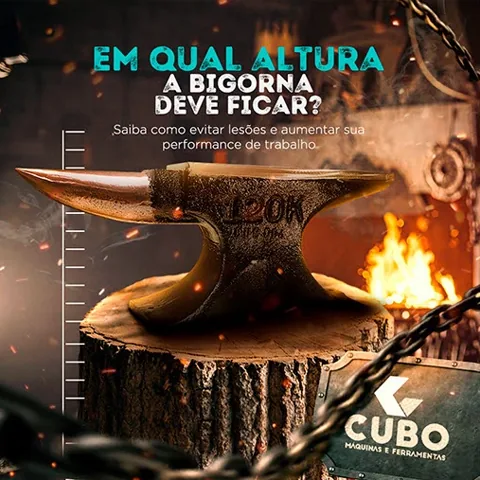 Cubo post “Em qual altura a bigorna deve ficar?”: anvil on a tree stump