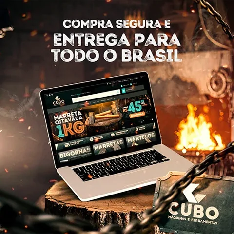 Cubo Máquinas e Ferramentas post: laptop showing the online store in a forge